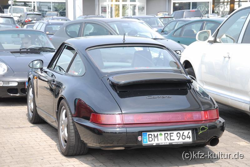 Porsche Zentrum Aachen 8822.JPG